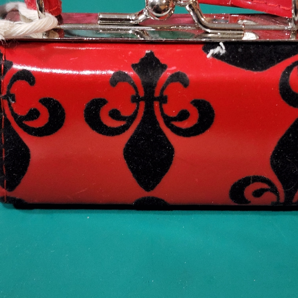 Lip stick case